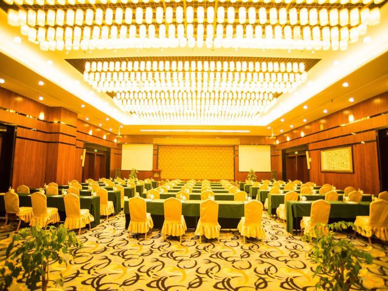 Sisuo Seaview Hotel Sanya Exterior photo